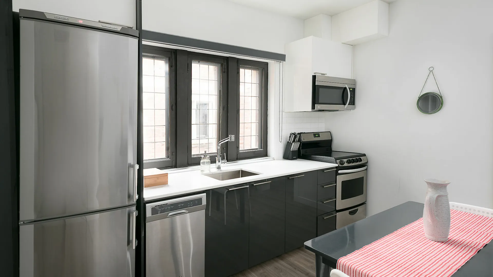 Bohemian 1Br In Downtown Mtl By Sonder Apartment Montreal